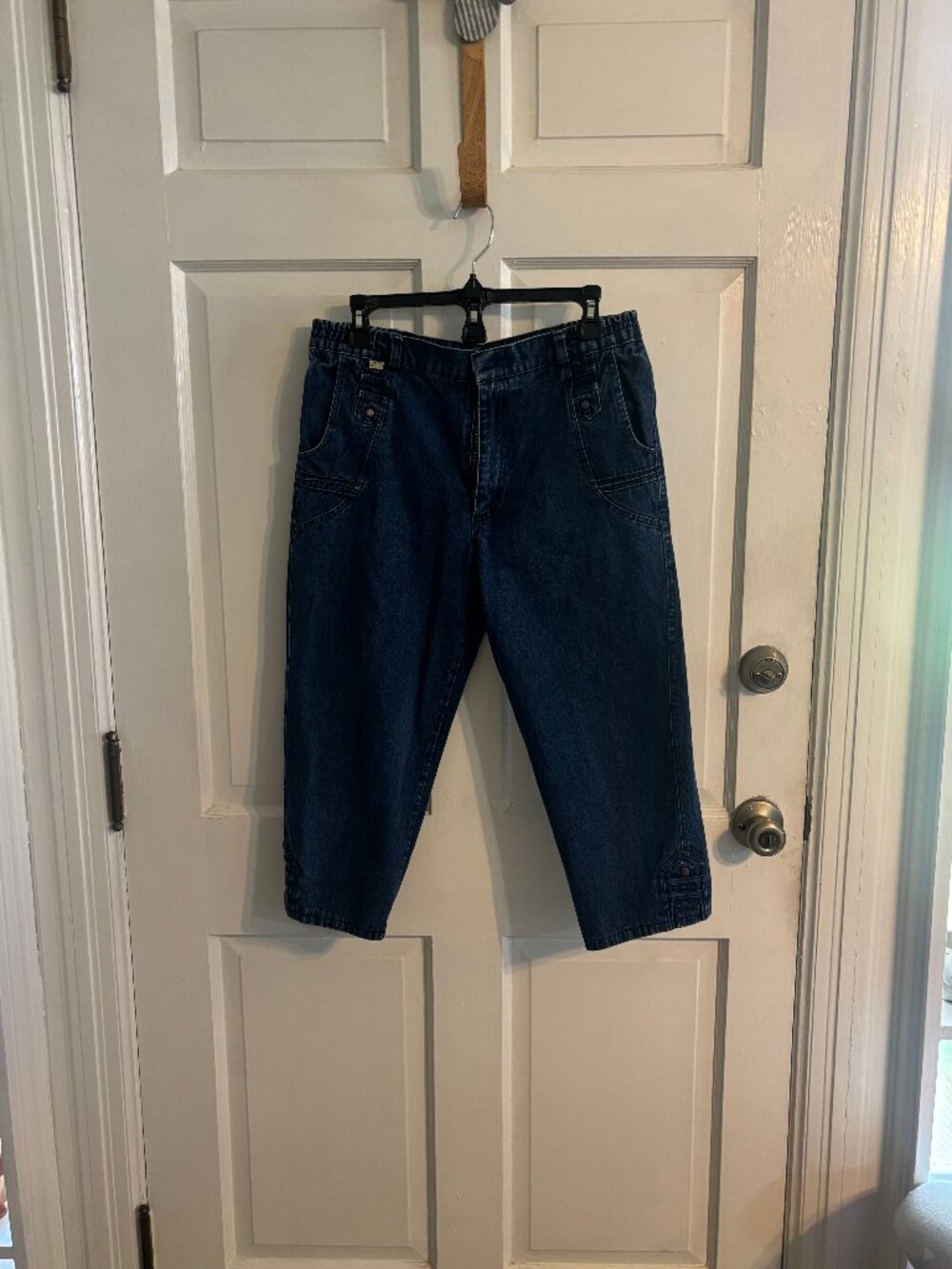 Ladies BELGO Capri jeans